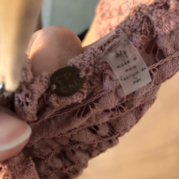 Adella lace mini dress in Rose - Picture 7 of 8